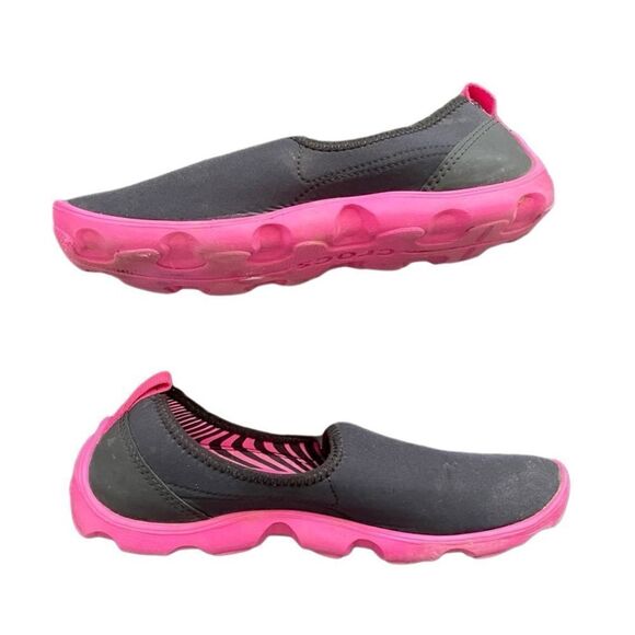 Crocs Duet Busy Day Skimmer Slip On Shoes - Picture 4 of 6